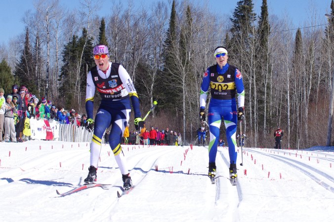 Maya MacIsaac-Jones and Jennifer Jackson (photo: Martin Kaiser)